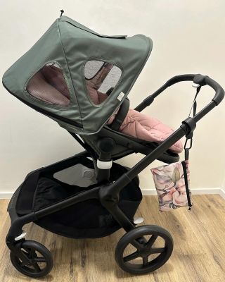 Řešení pro ty, co nechtějí piniovou ale fotest green! Lze podsit jakýmkoliv vzorem, pro chlapečka či pro holčičku ♥️. A...